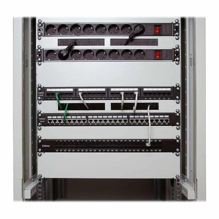����-������ 19 ���.5� Cabeus PL-48-Cat.5e-Dual 2U 48 ������